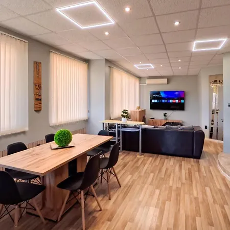 Апартаменти Sunrise Варна